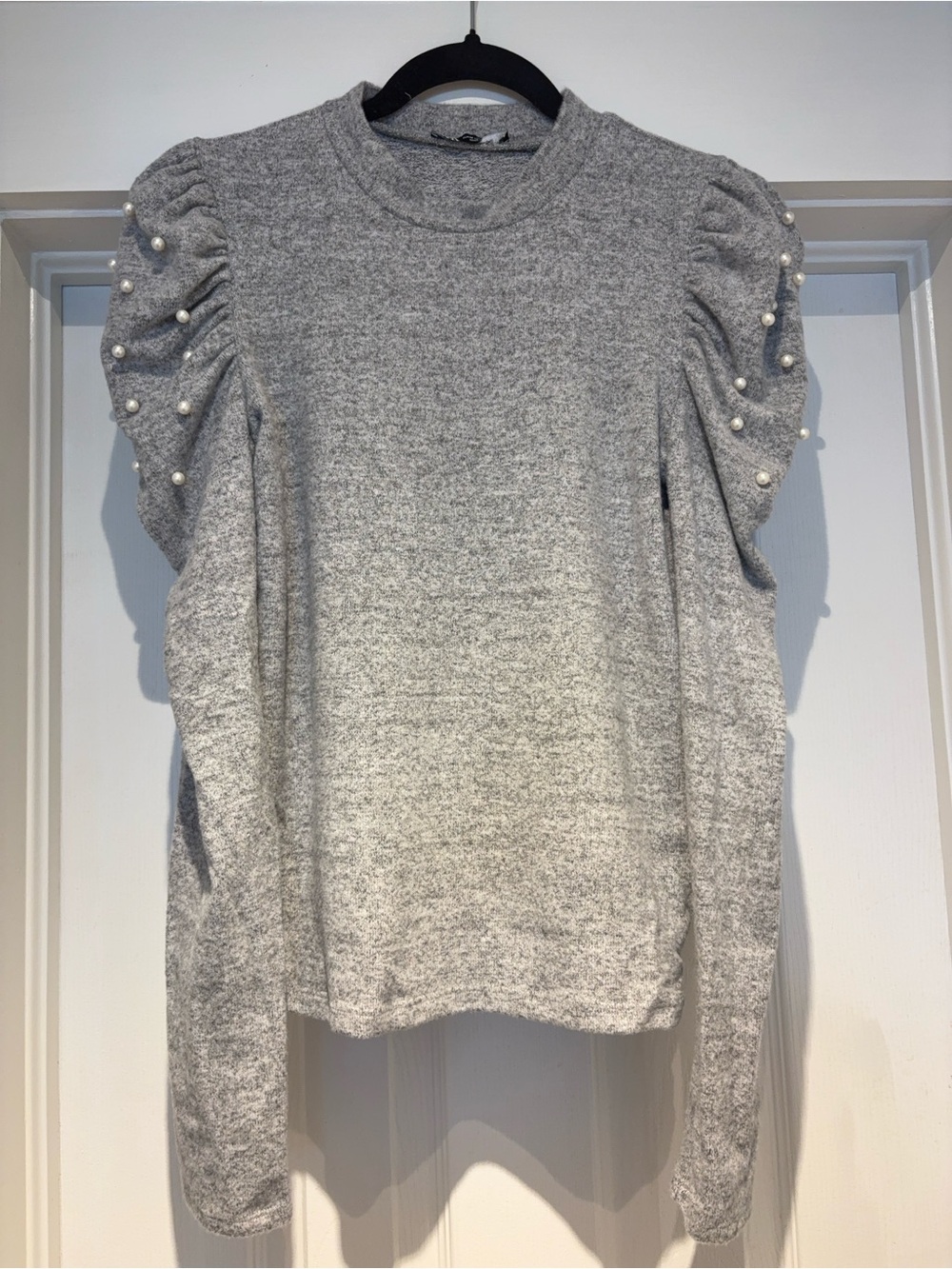 Zara Light Gray Puff Sleeve Sweater with Pearl Accents (never worn!)